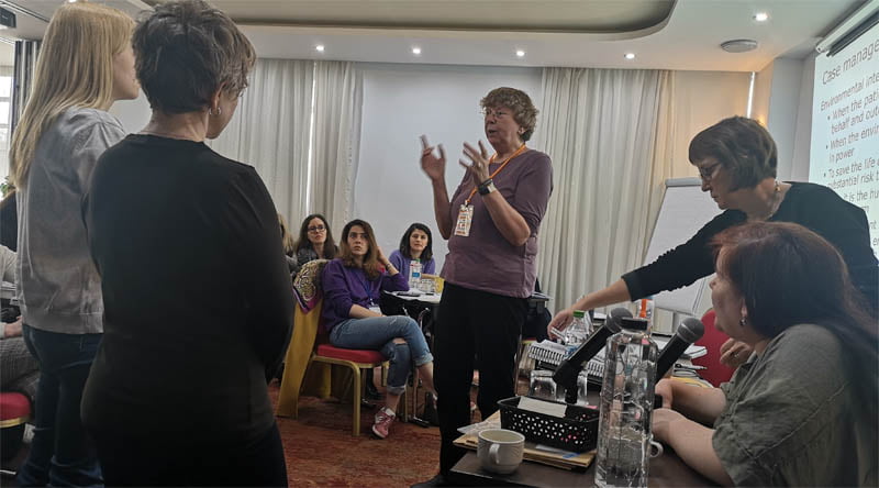 Primul Training De Dbt Terapie Dialectic Comportamentală 8115