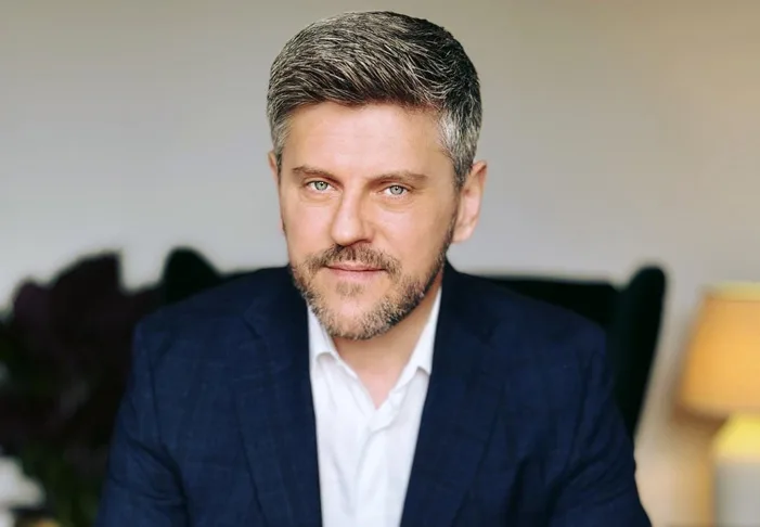 mihai-voievdica-clinica-hope